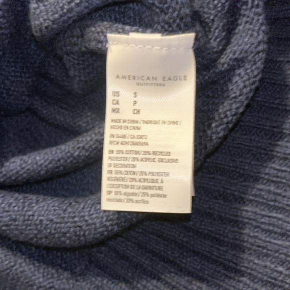 American Eagle Woven Holiday High Neck Knitted Navy Blue Sweater Size S NEW - Picture 8 of 8